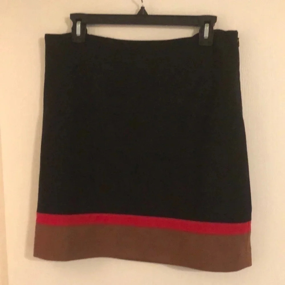 Stylish Ann Taylor Loft skirt